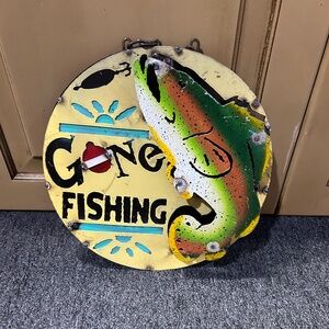 Metal Fishing Sign